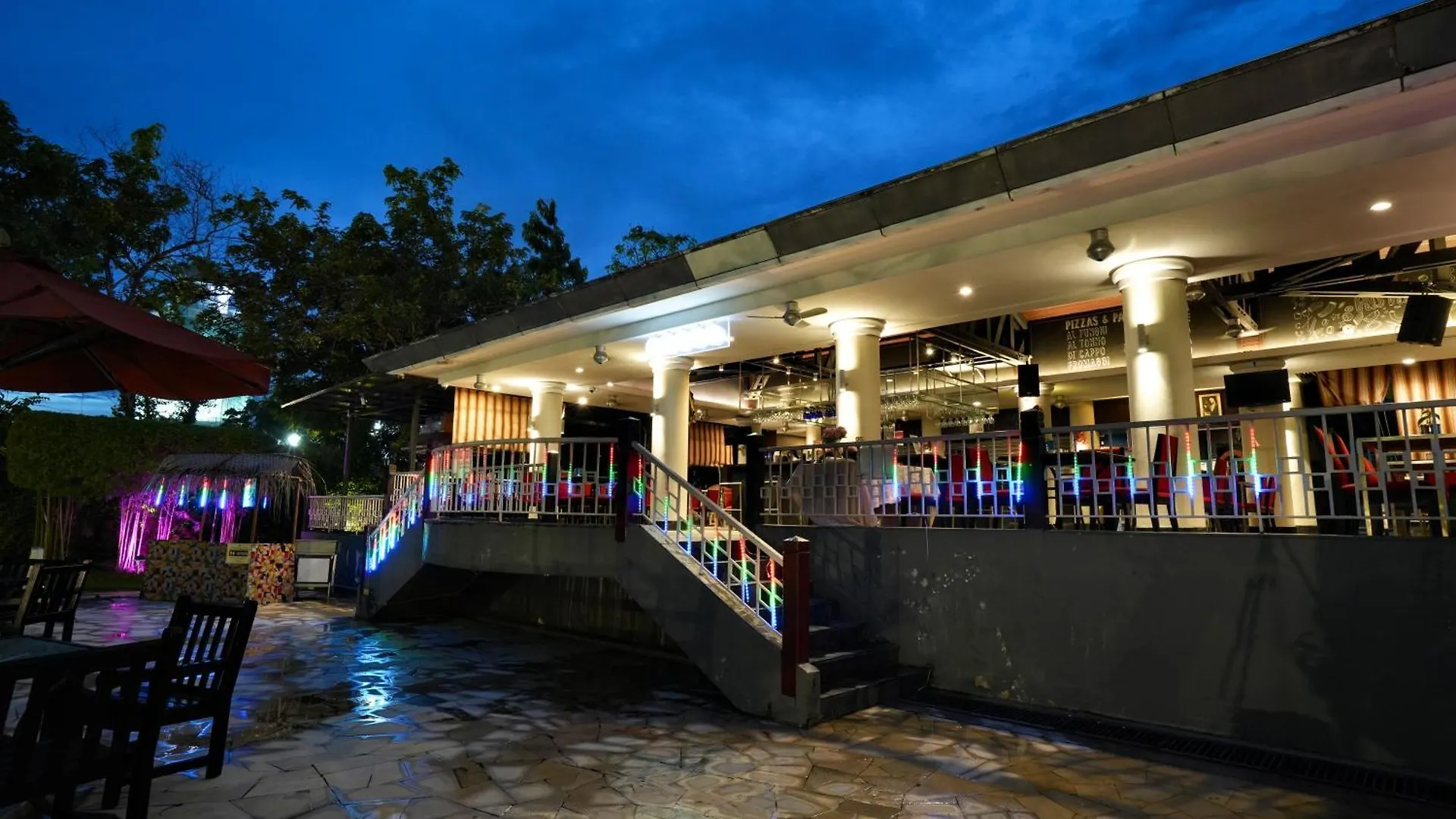 Thistle Johor Bahru 5*,